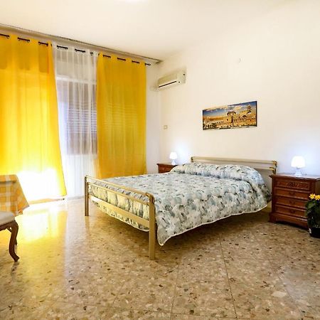 A Casa Di Fra' Bed and Breakfast Palermo Eksteriør billede