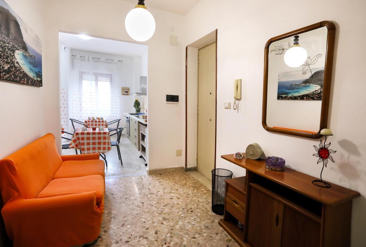 A Casa Di Fra' Bed and Breakfast Palermo Eksteriør billede